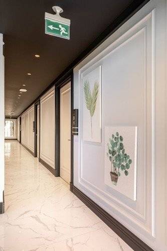 Motif Hotel