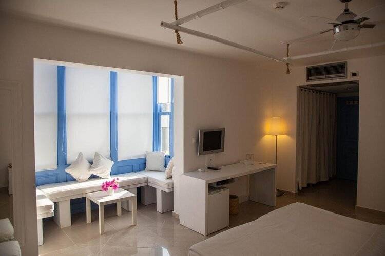 Port Alacati Hotel
