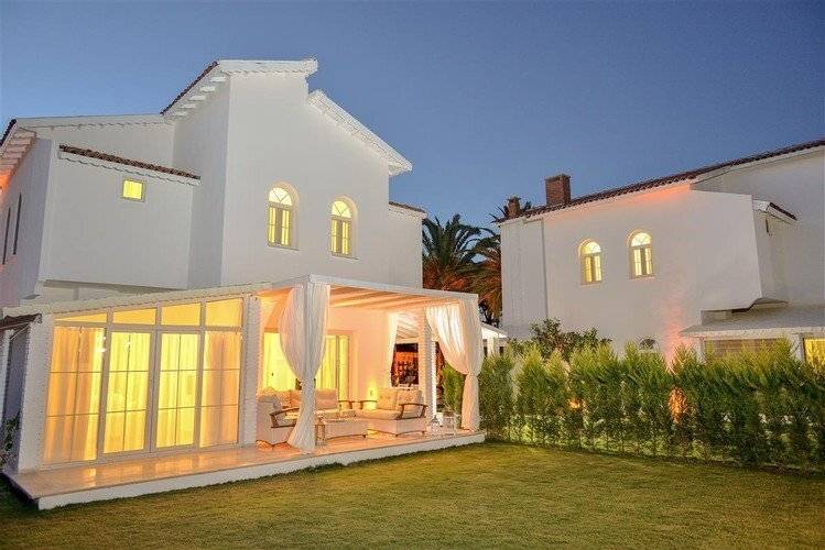 Villa Blanche Otel