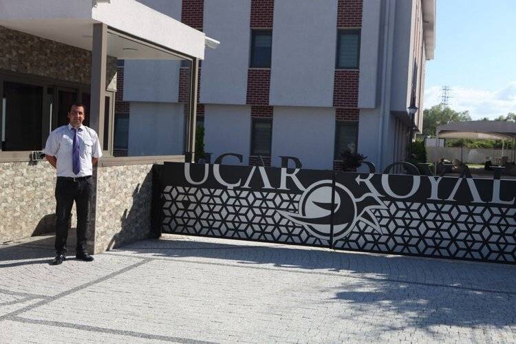 Uçar Royal Hotel And Conference Hall