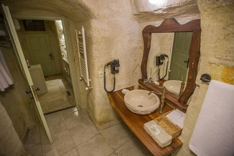 Dokya Hotel