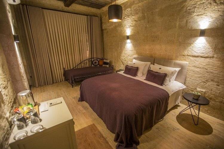 Dokya Hotel