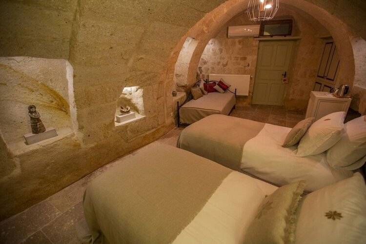 Dokya Hotel