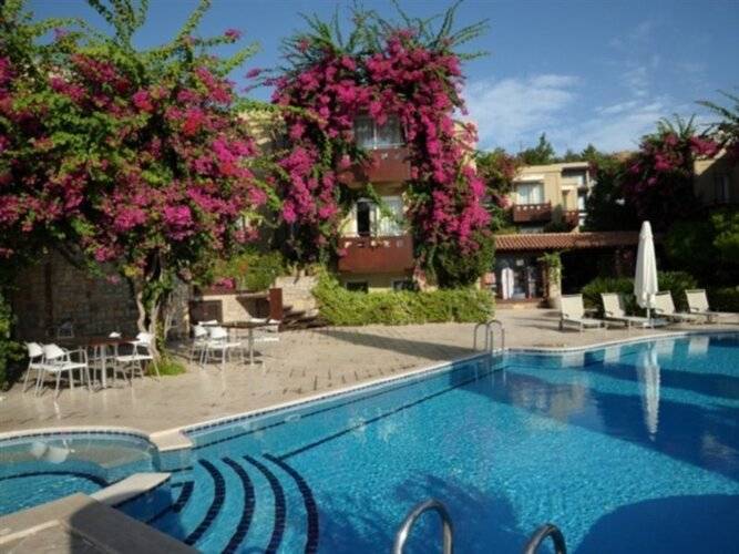 Maki Otel