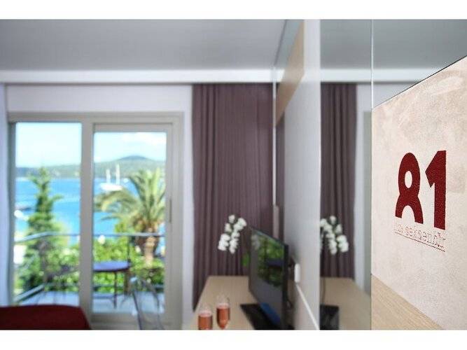 Maki Otel