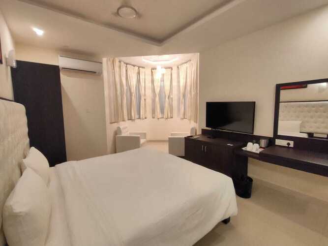 Krishna Beach Resort & Spa