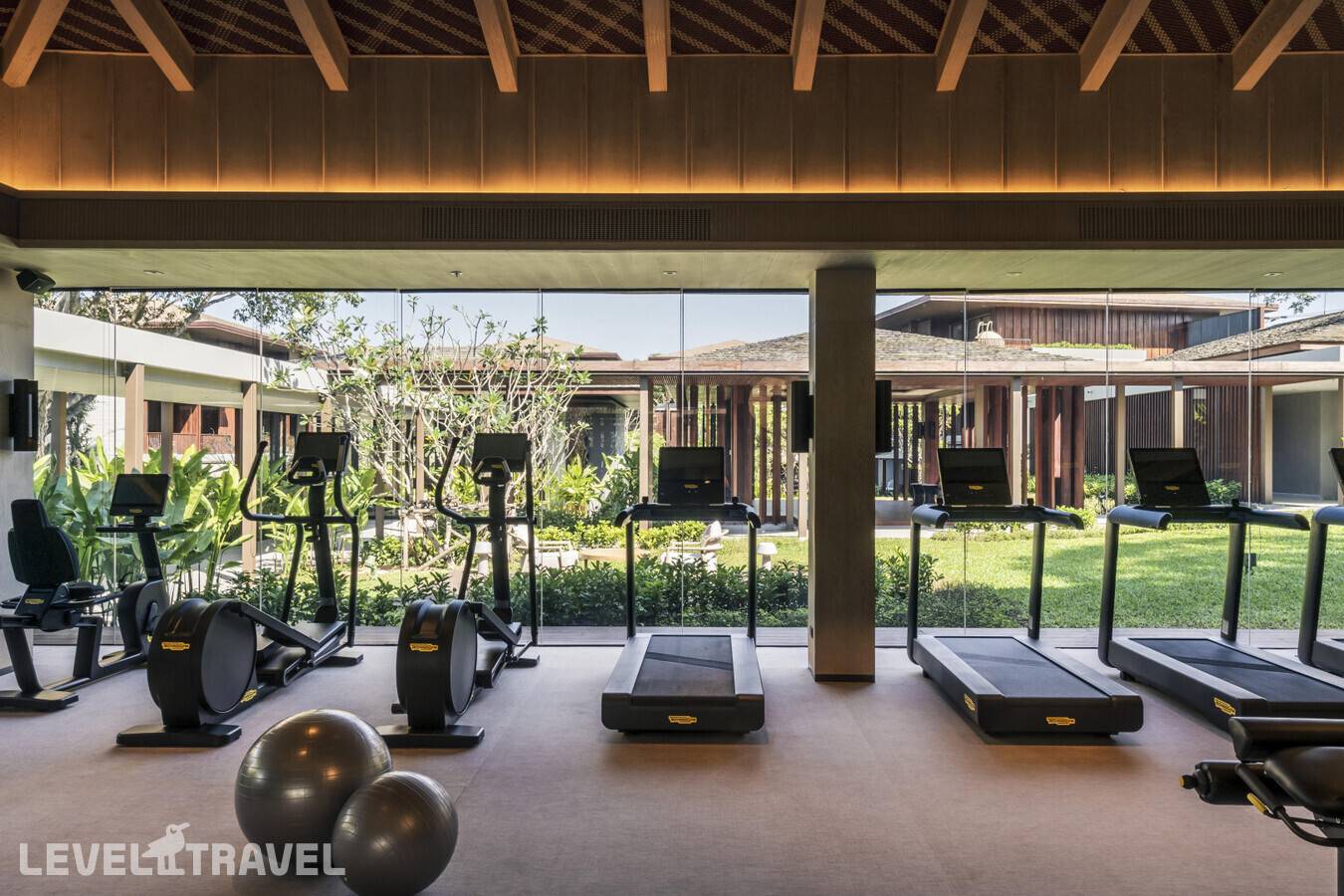 фотографии отеля Andaz Pattaya Jomtien Beach в Таиланд(На-Джомтьен) - фото №25