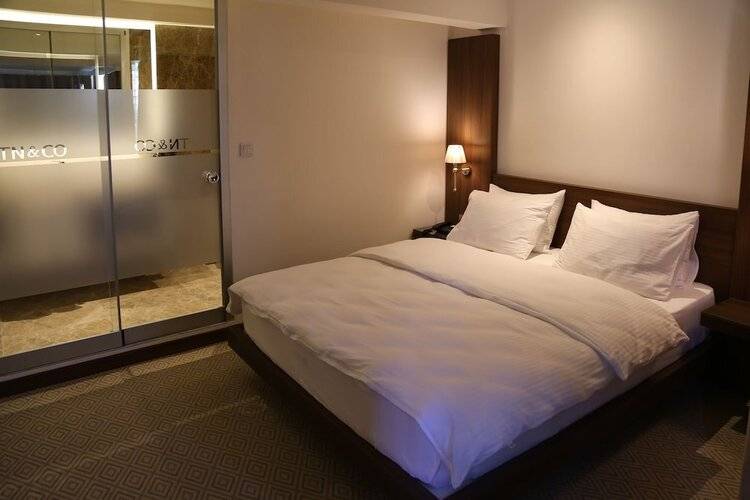 Tn & Co Hotel