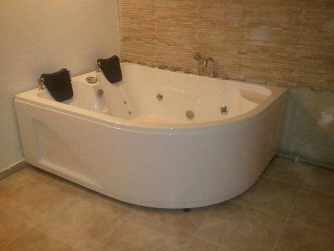 Albeon Hotel