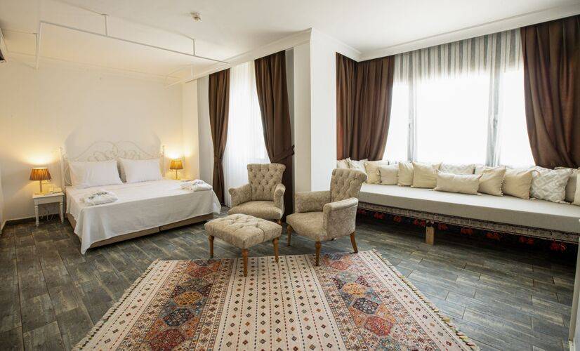 Albeon Hotel