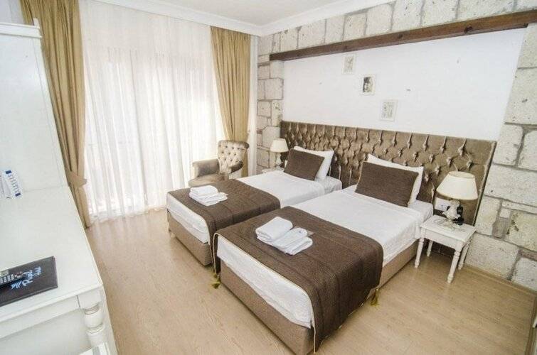 Albeon Hotel