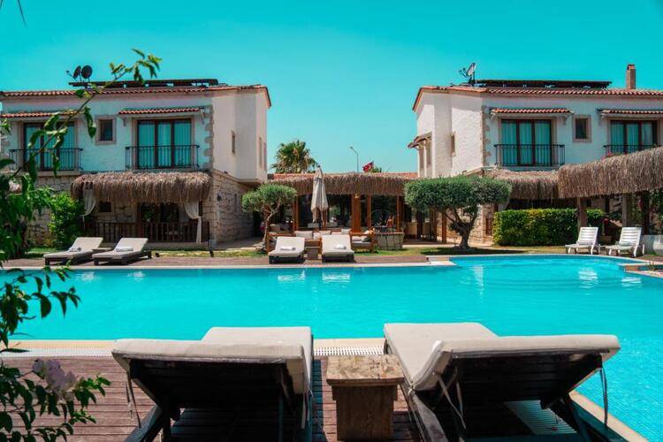 Albeon Hotel