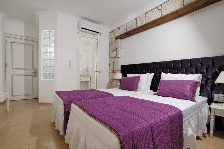Albeon Hotel