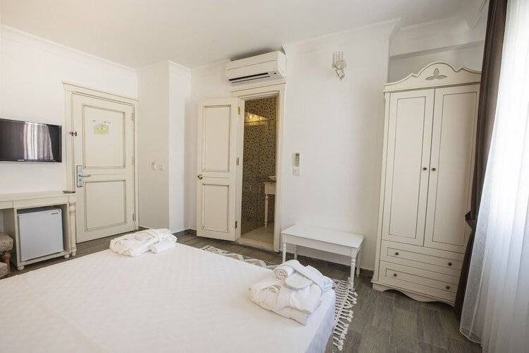 Albeon Hotel