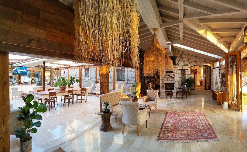 Albeon Hotel