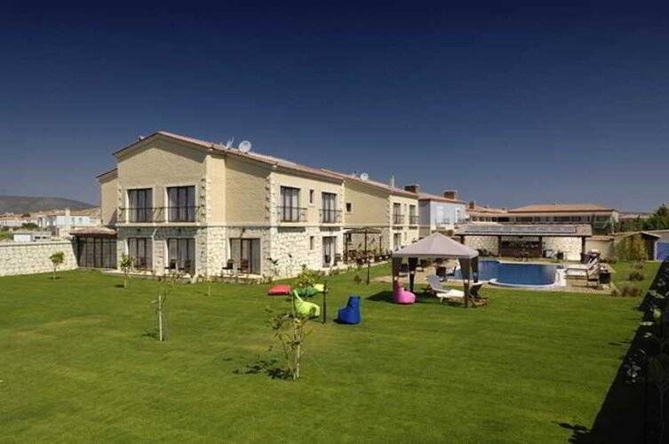 Albeon Hotel