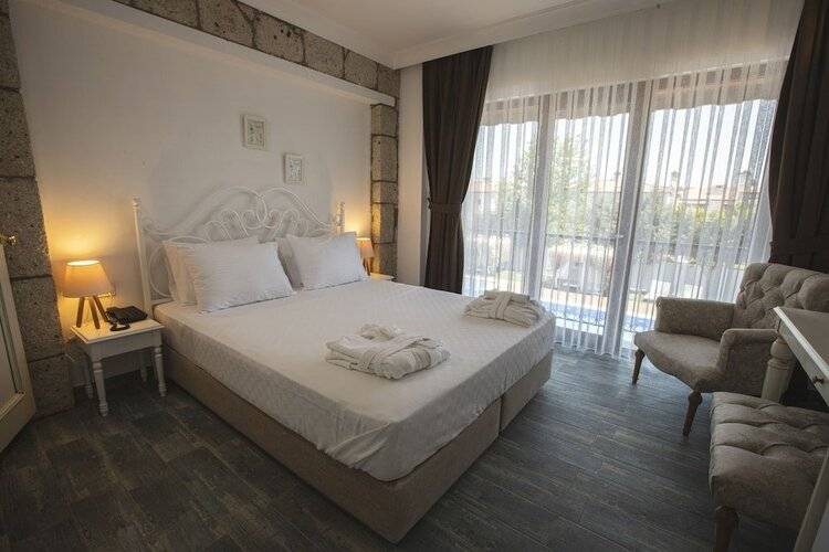 Albeon Hotel