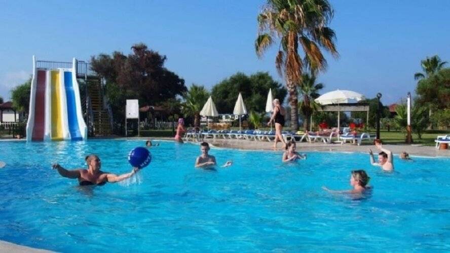 Club Serena Beach