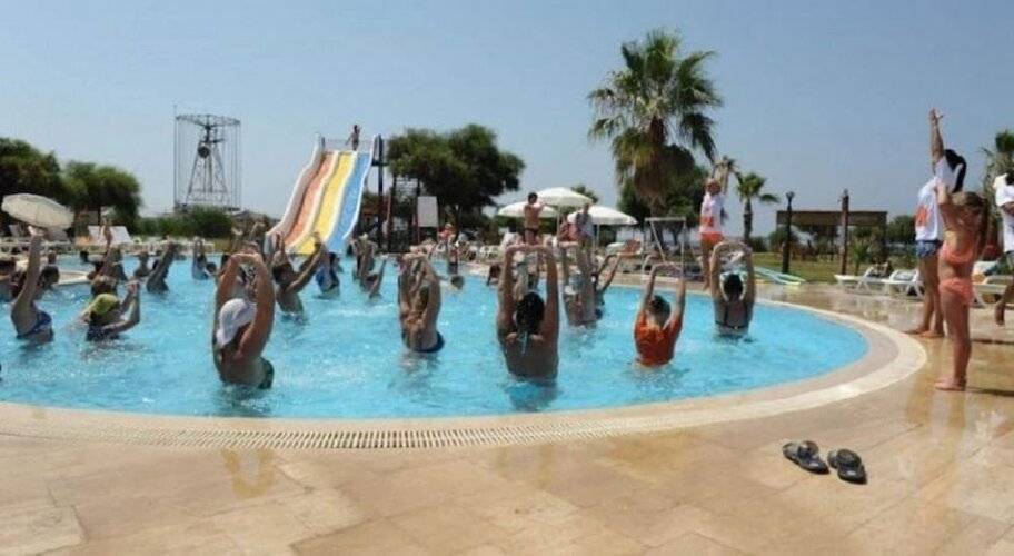 Club Serena Beach