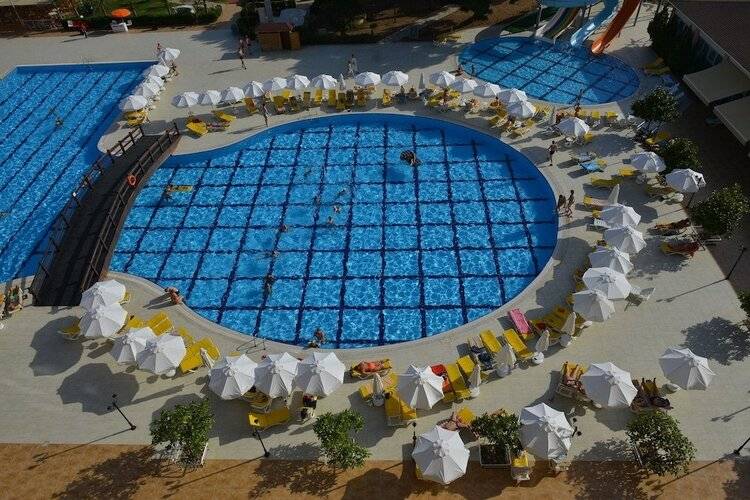 Laphetos Beach Resort & Spa