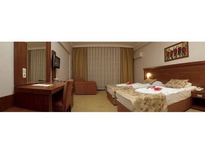 Laphetos Beach Resort & Spa