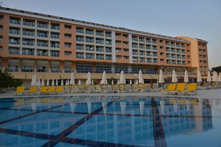 Laphetos Beach Resort & Spa