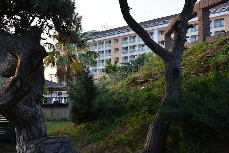 Laphetos Beach Resort & Spa