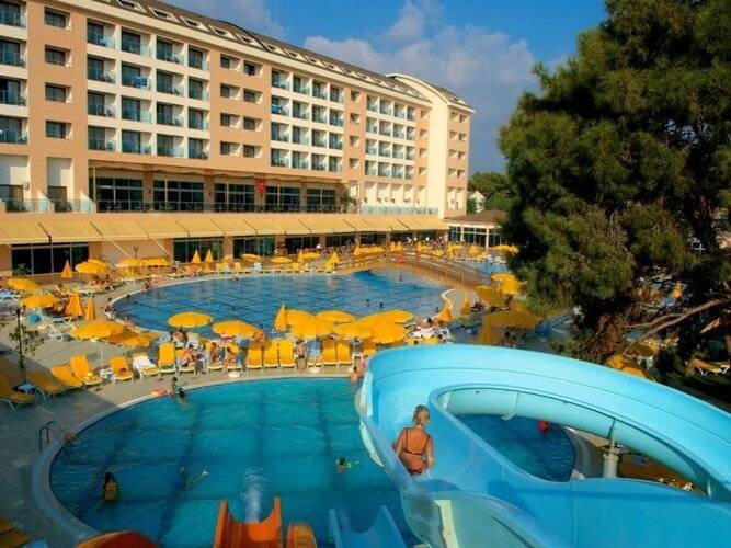 Laphetos Beach Resort & Spa
