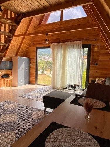 Karaoz Sapphire Bungalows