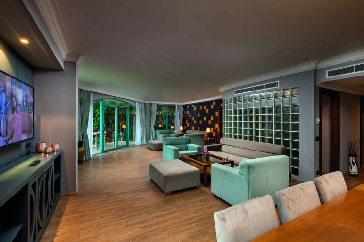Sirene Suites & Villas