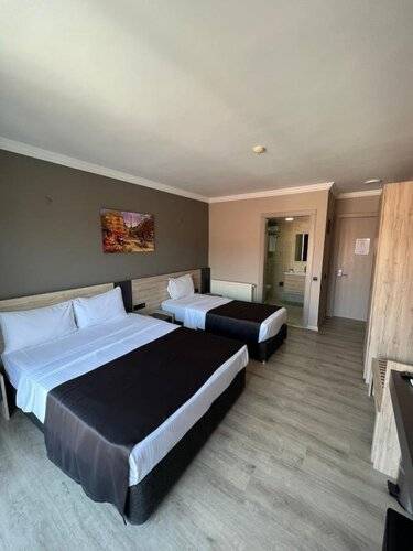 Отель Grand Faik Çeşme