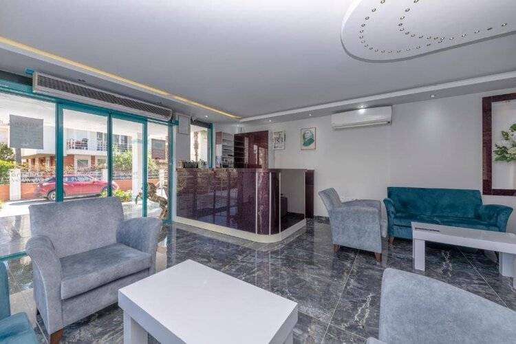 Theluna City Hotel