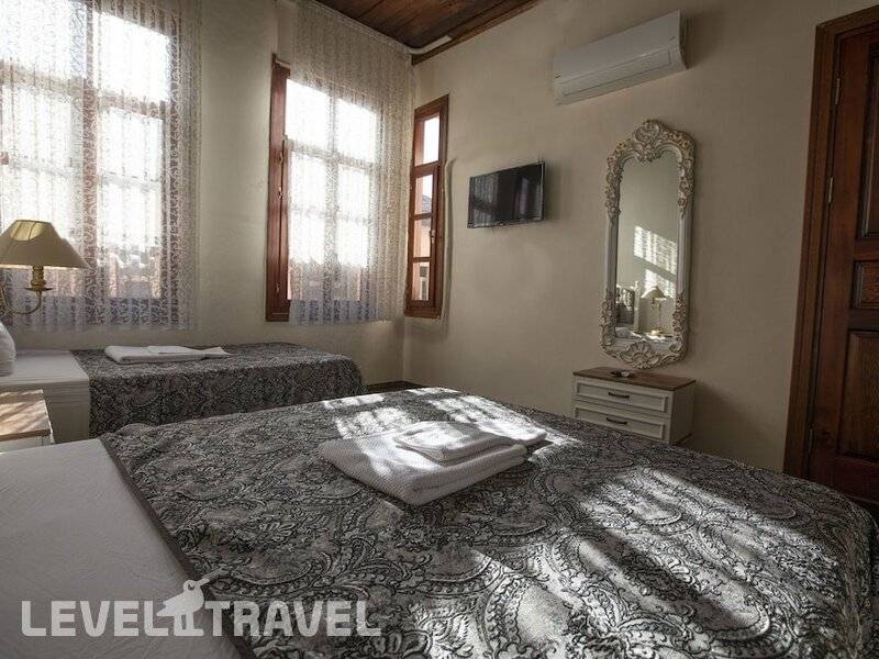 Фотография Lily Town Hotel