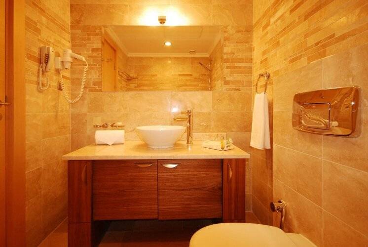 Goldcity Hotel