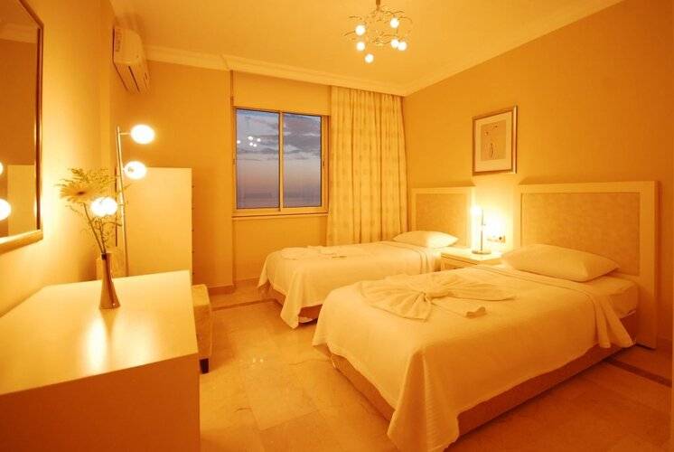 Goldcity Hotel