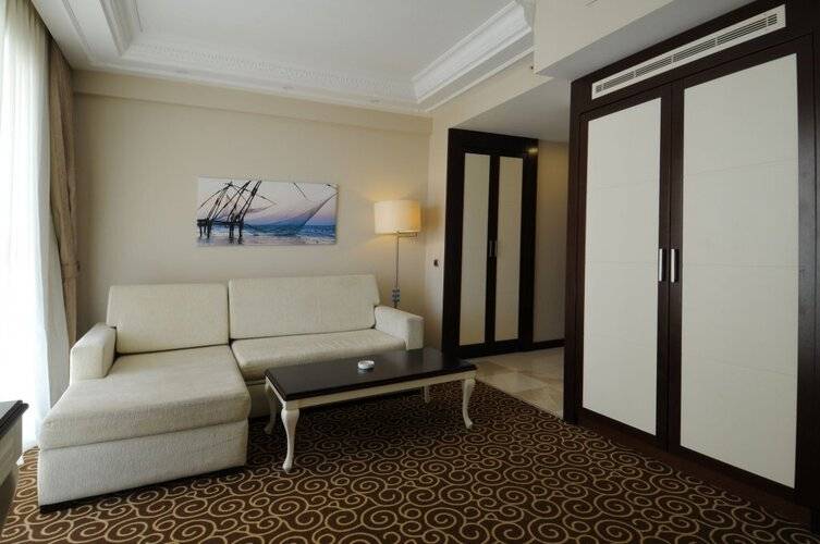 Goldcity Hotel