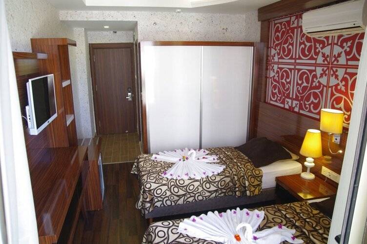 Grand Bayar Beach Hotel