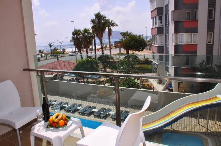 Grand Bayar Beach Hotel