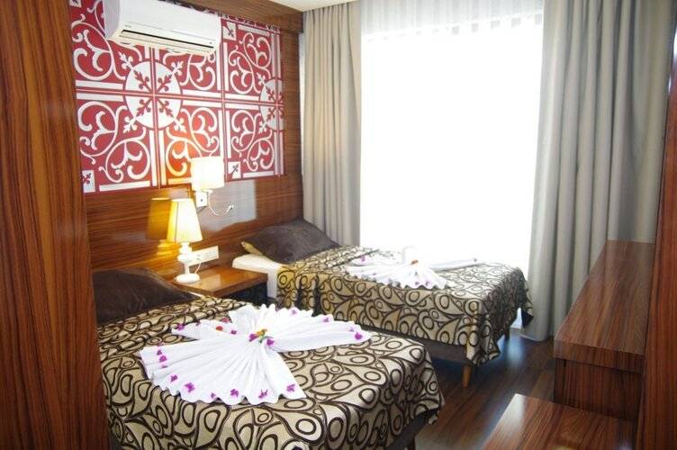 Grand Bayar Beach Hotel