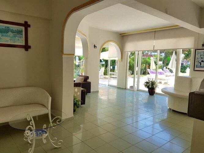 Palmen Apart Hotel