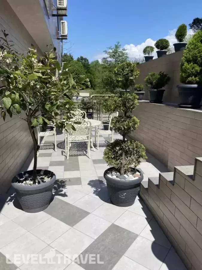 Апартаменты Holiday And Business Apartments