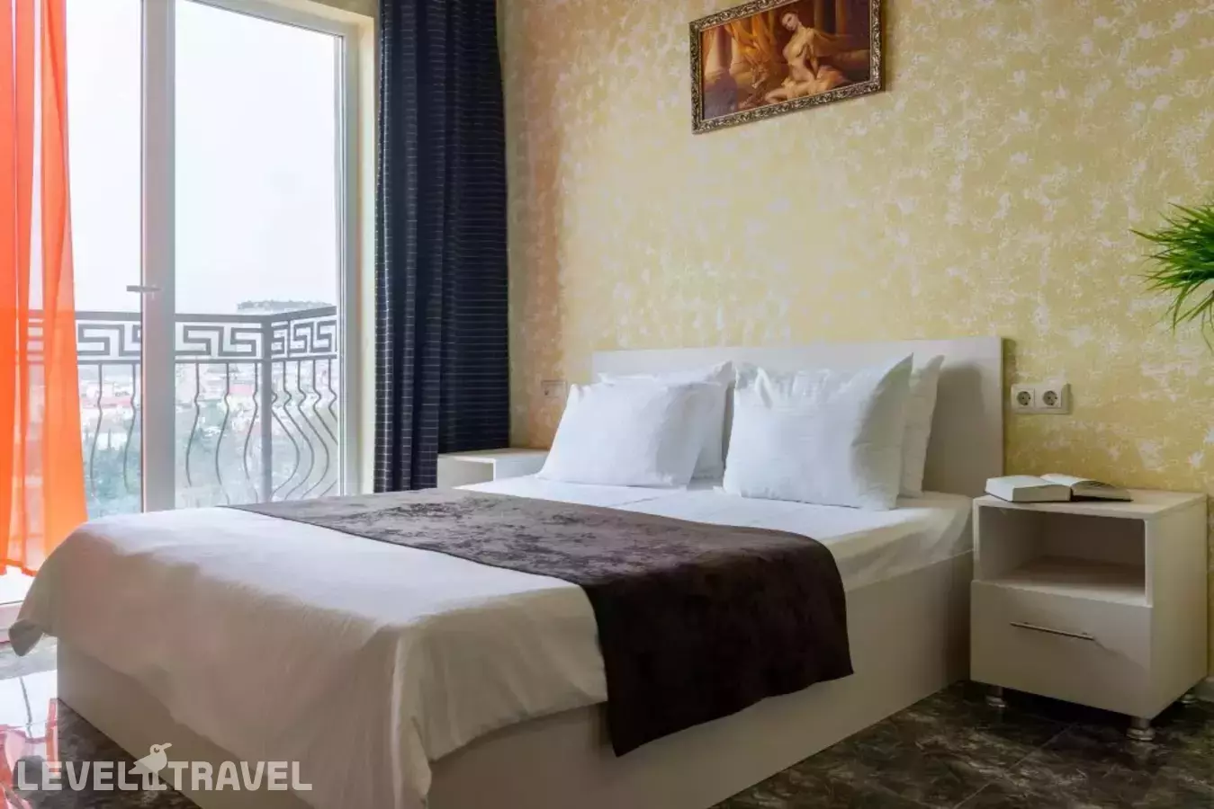 Апартаменты Deluxe Жк Корона 192-1