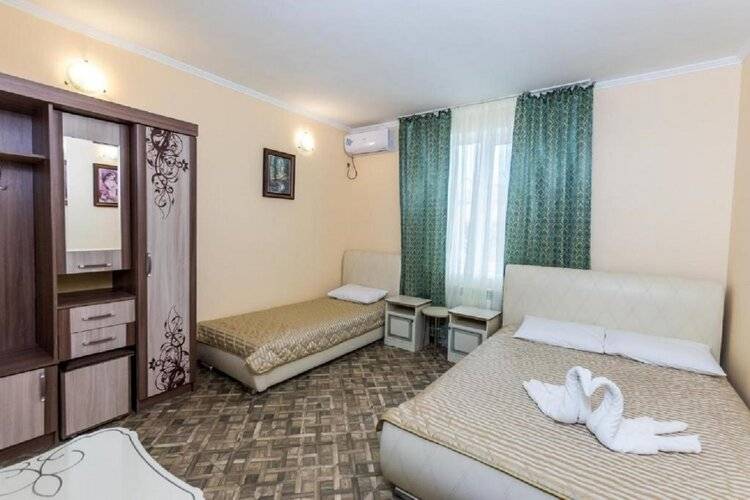 Отель Берёзка