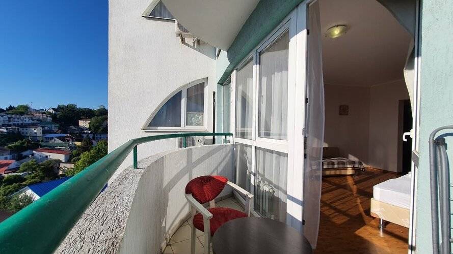 Апартаменты Уютная Студия На Кирпичной От Homehotelsochi