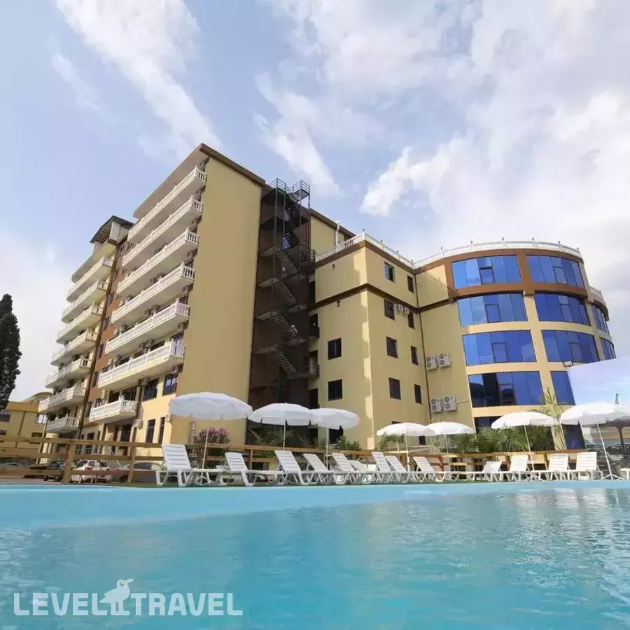 ЛОК Горный Воздух, Корпус Атола