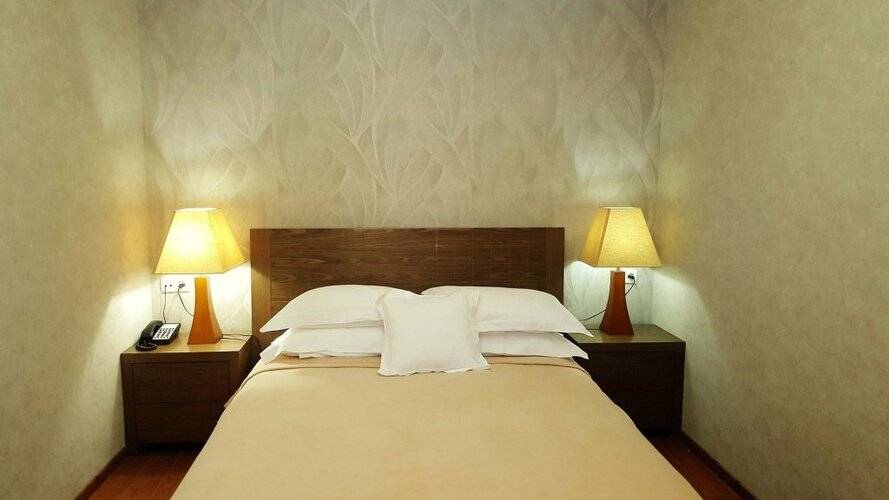 Hotel Crystal