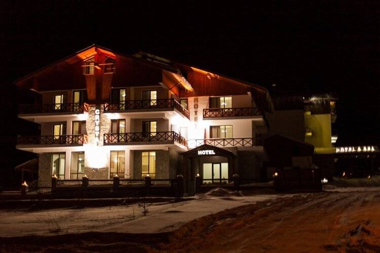 Hotel Crystal