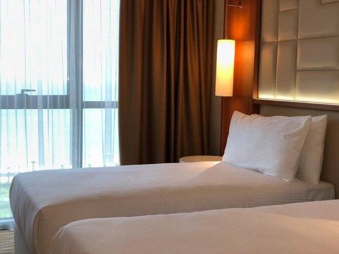 Grand Bellagio Batumi Convention & Casino Hotel (Eх. Legend)