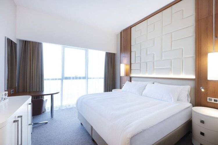Grand Bellagio Batumi Convention & Casino Hotel (Eх. Legend)