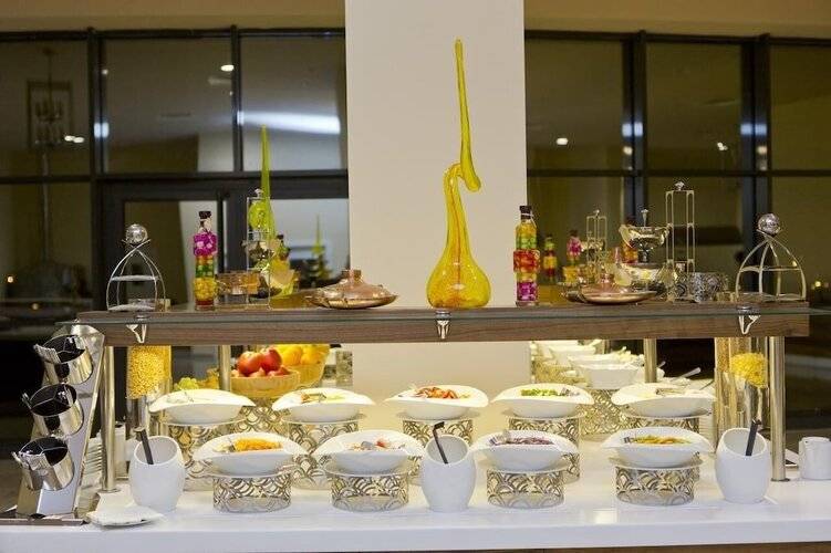 Grand Bellagio Batumi Convention & Casino Hotel (Eх. Legend)